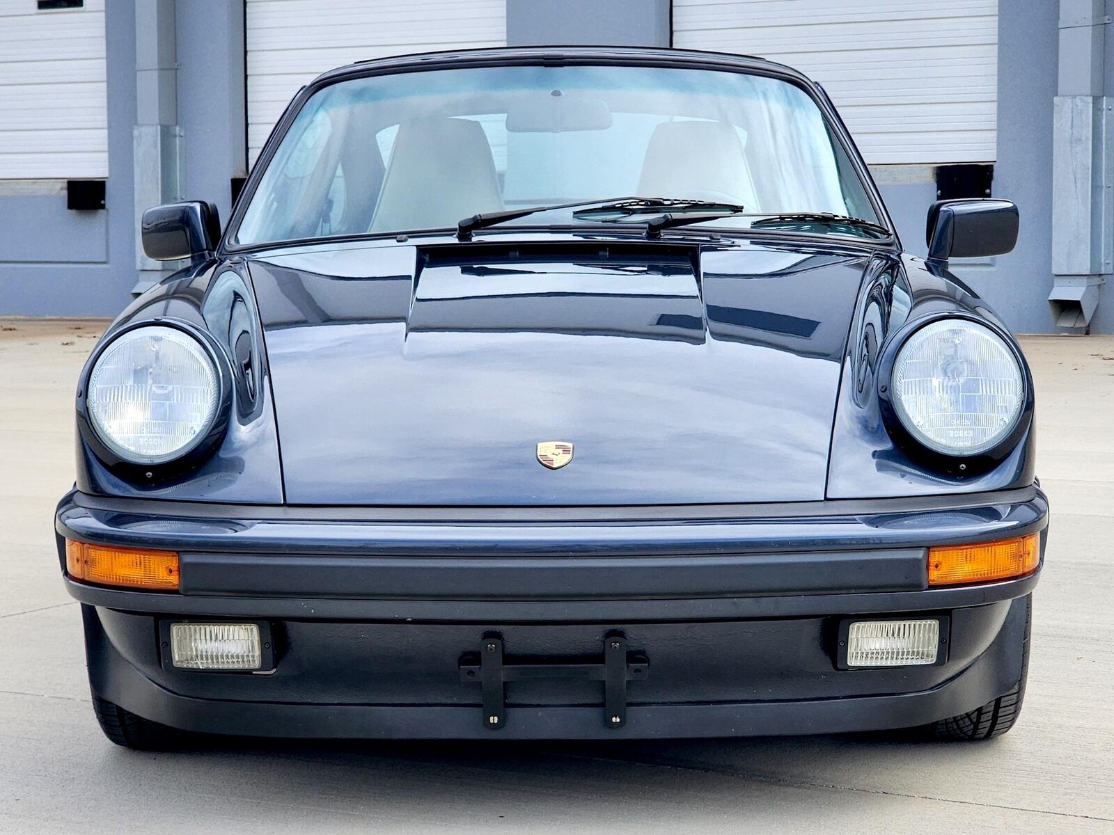 Porsche-911-1988-Coupe-26