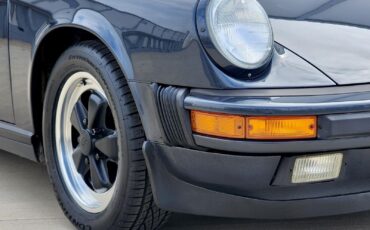 Porsche-911-1988-Coupe-28