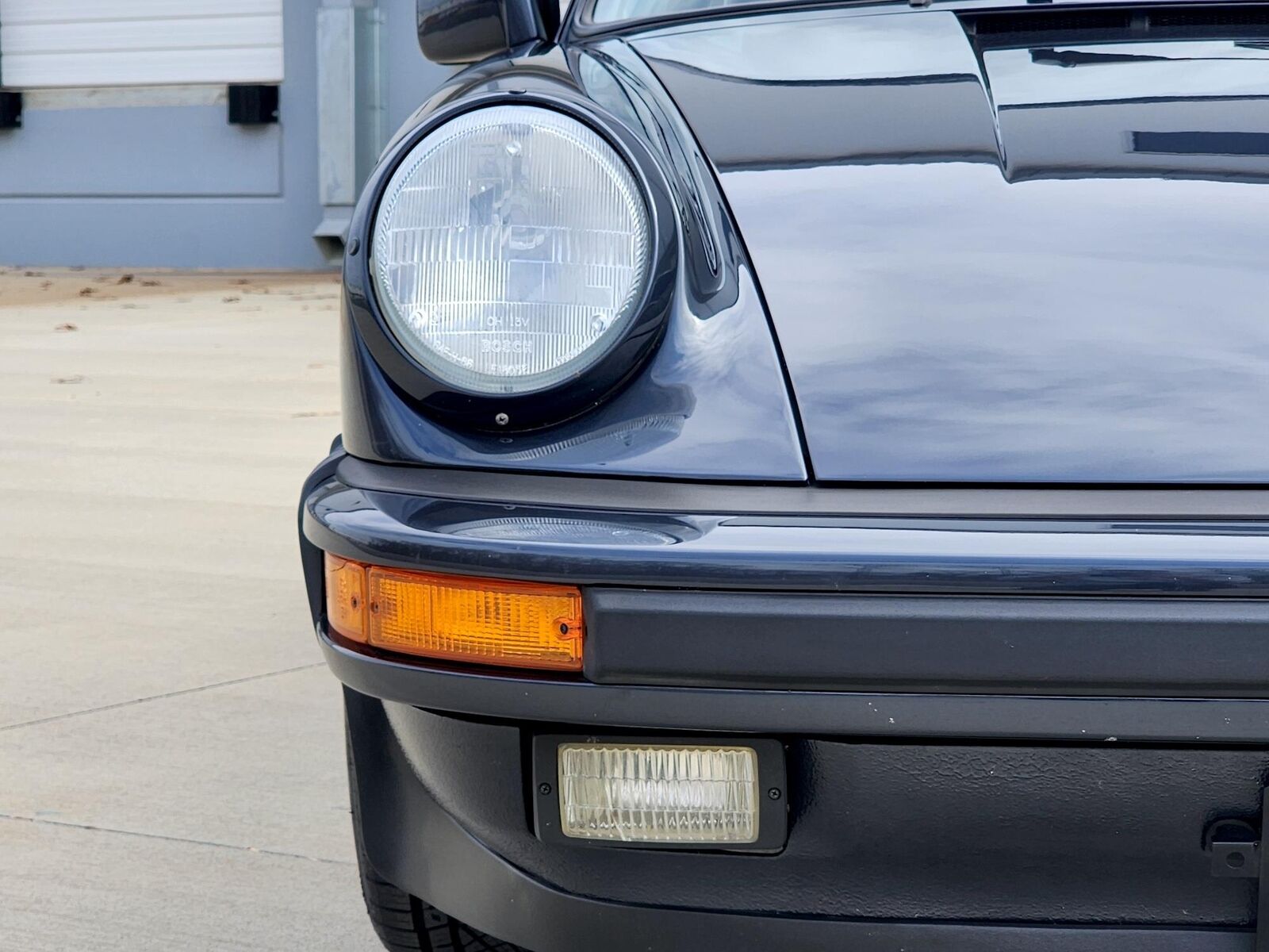 Porsche-911-1988-Coupe-30
