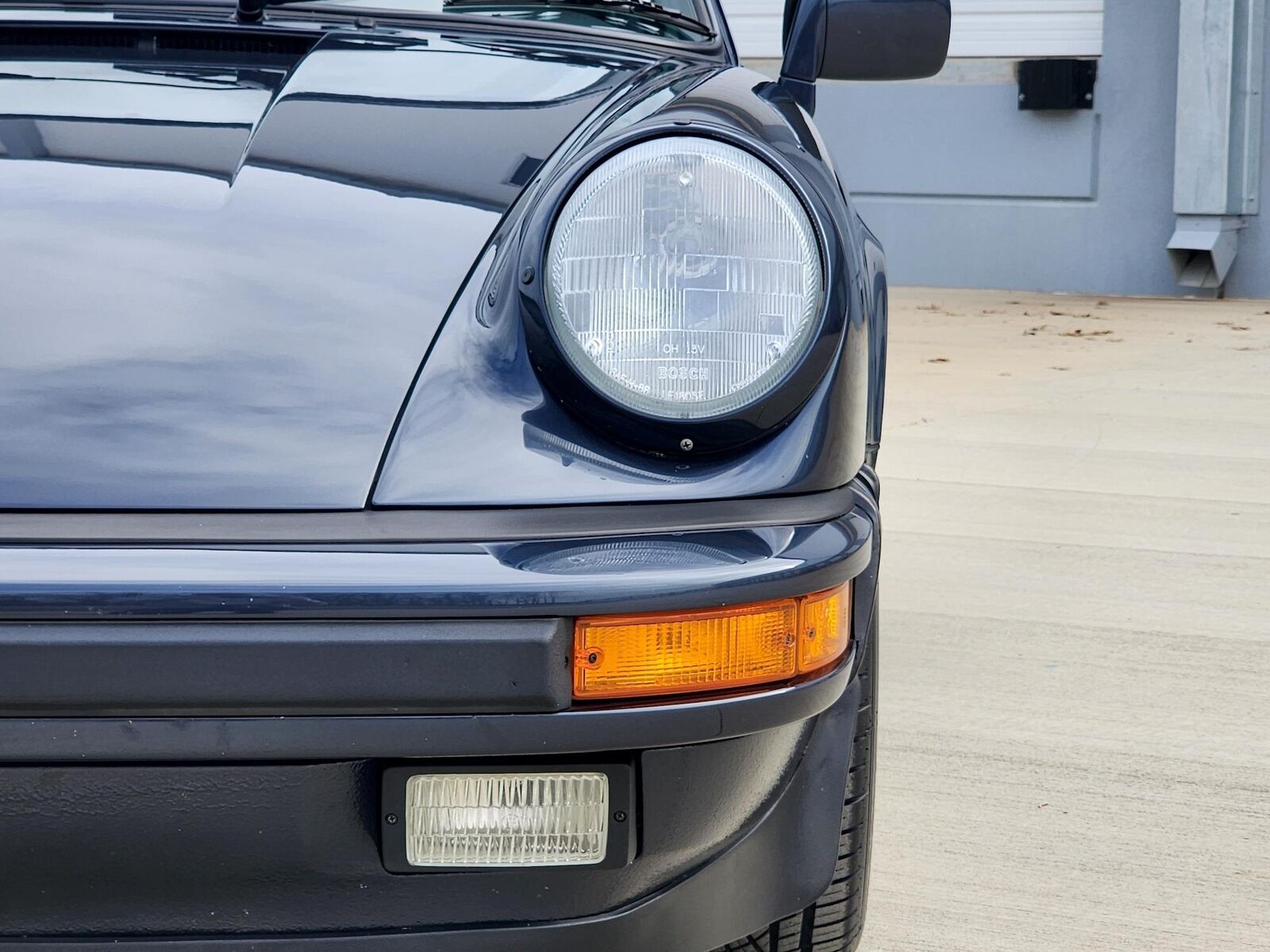 Porsche-911-1988-Coupe-31