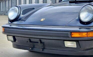 Porsche-911-1988-Coupe-32