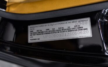 Porsche-911-1988-Coupe-33