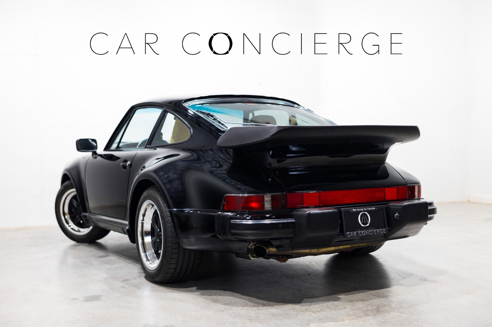 Porsche-911-1988-Coupe-5