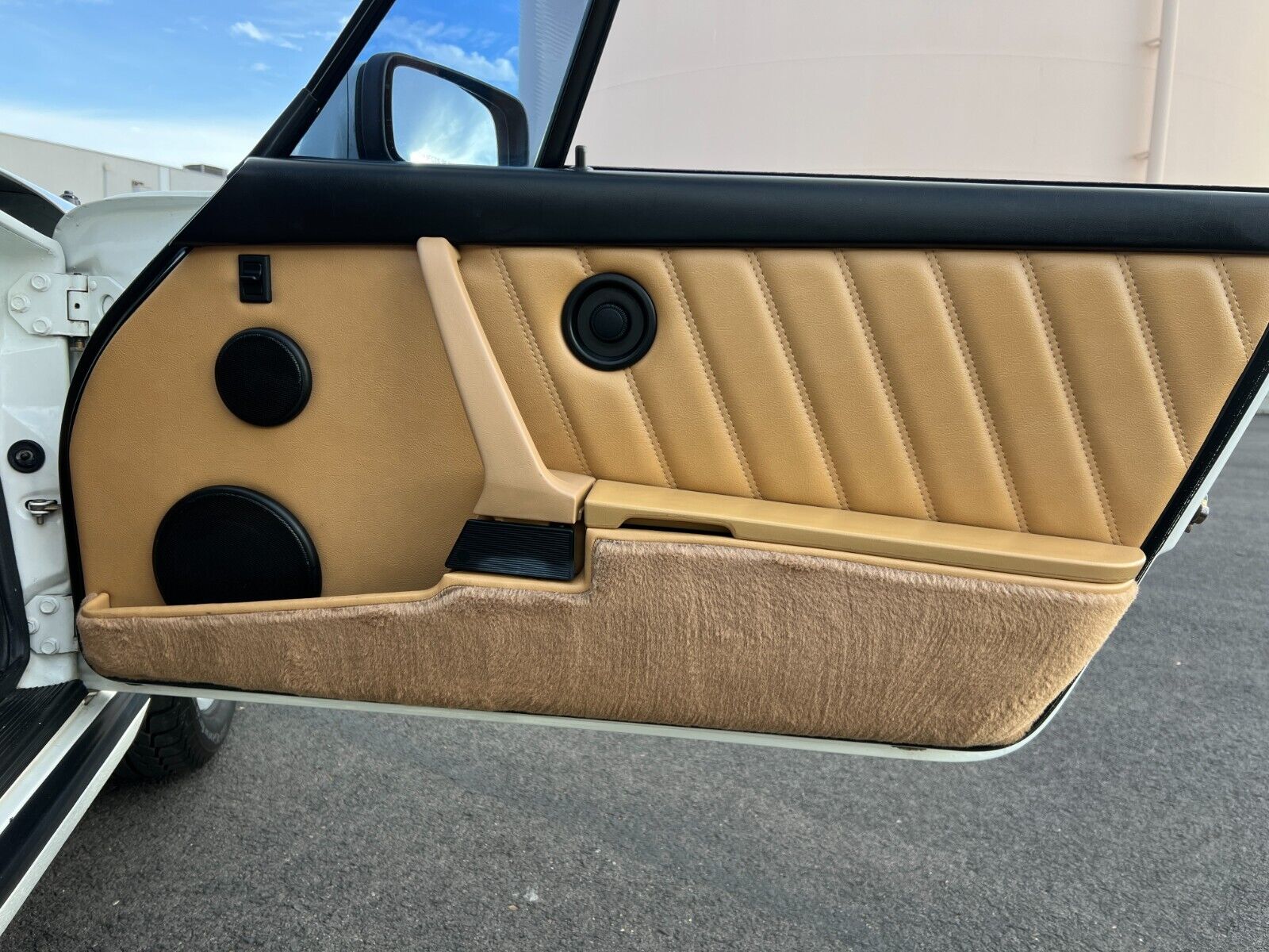 Porsche-911-1989-Convertible-16