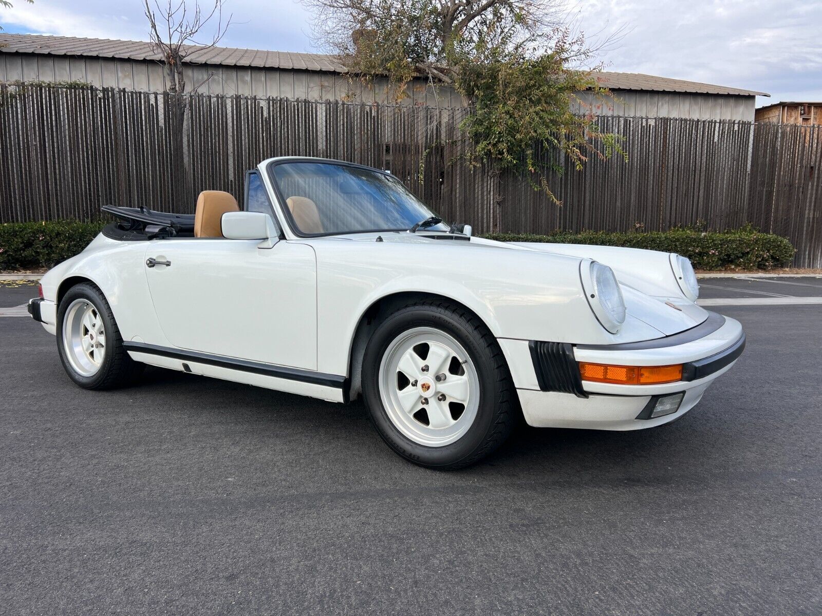 Porsche-911-1989-Convertible-2