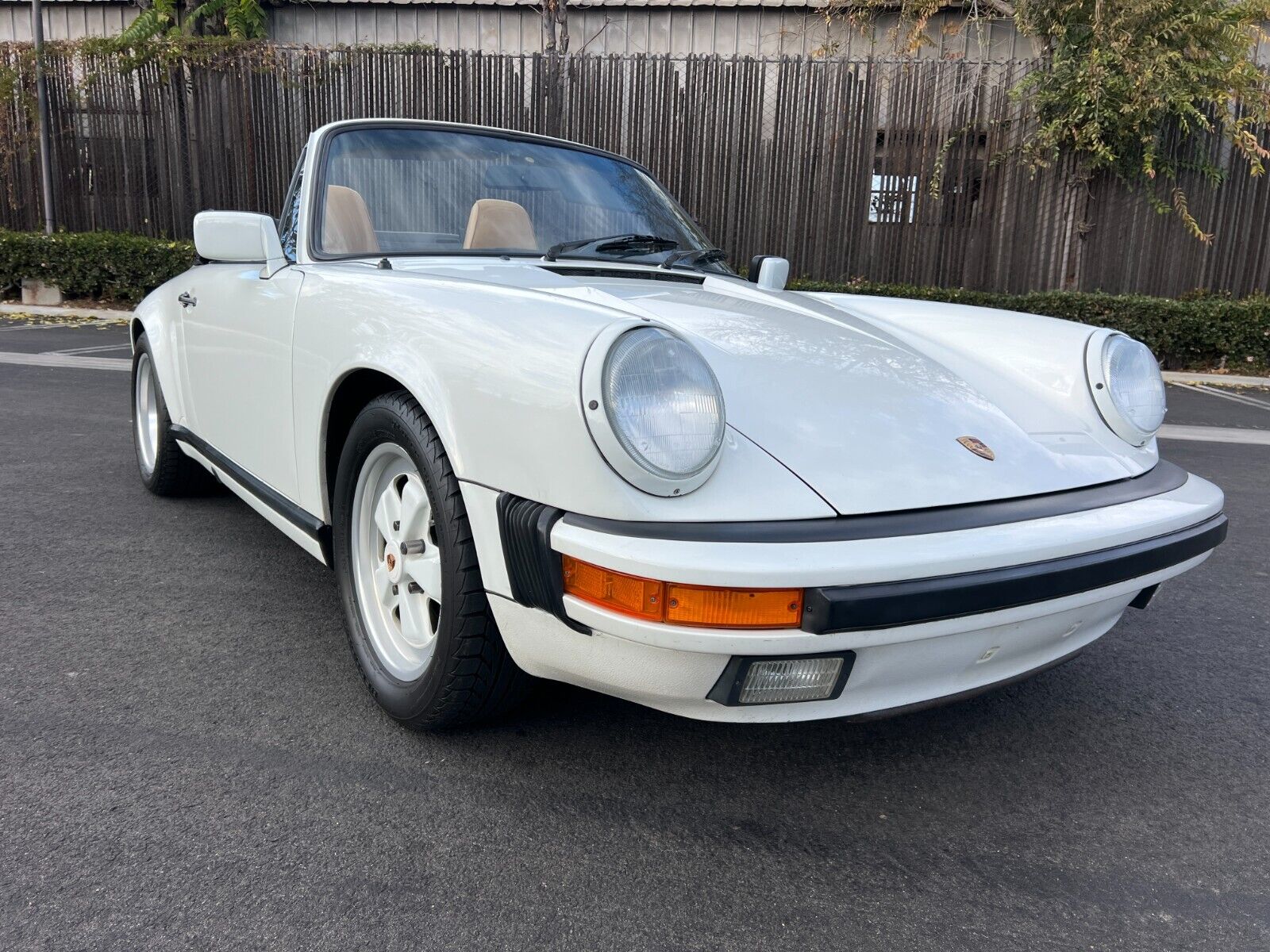Porsche-911-1989-Convertible-3