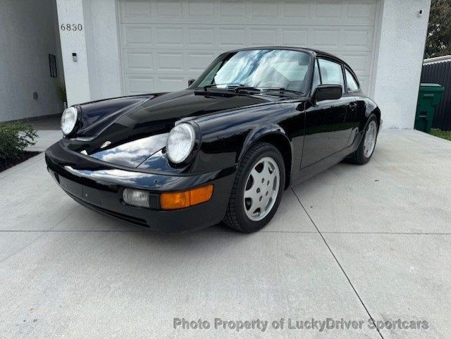 Porsche-911-1990-Coupe