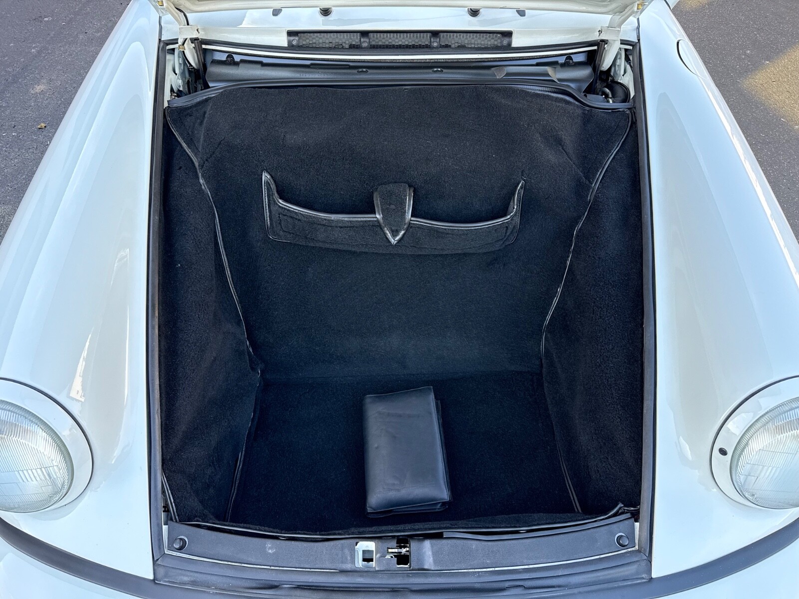 Porsche-911-1992-14