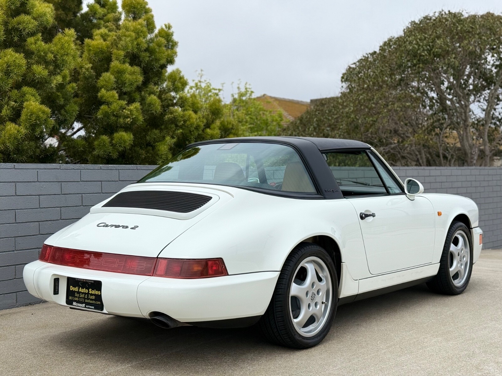 Porsche-911-1992-4