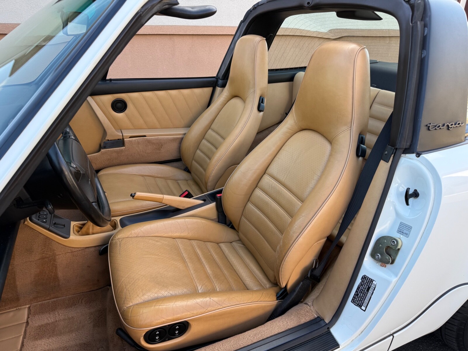 Porsche-911-1992-9