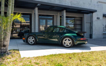 Porsche-911-1992-Coupe-18