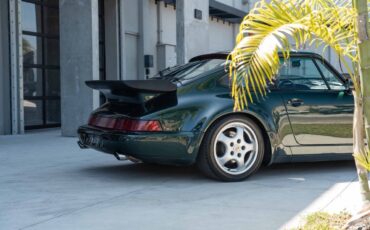 Porsche-911-1992-Coupe-19
