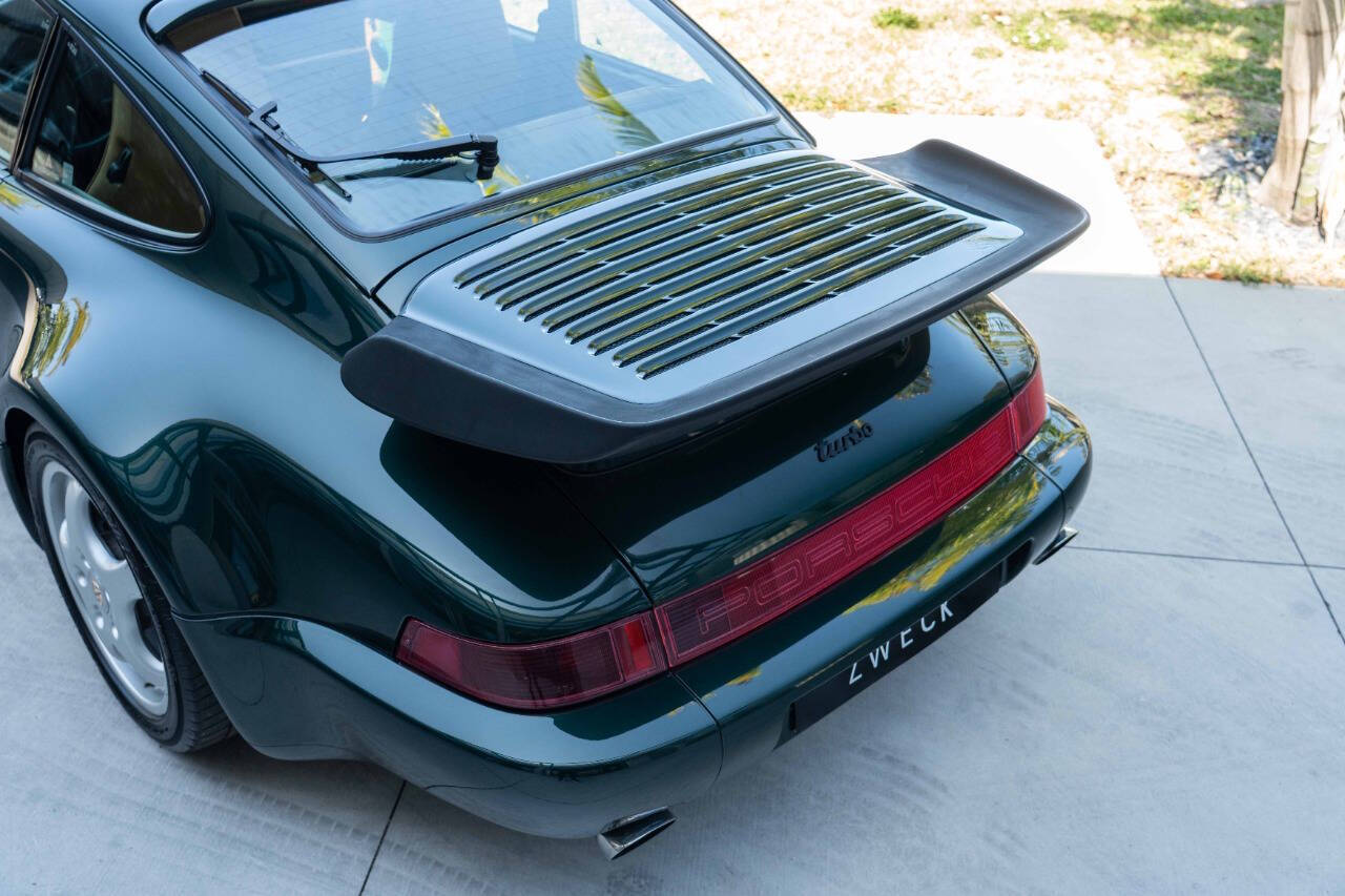 Porsche-911-1992-Coupe-28