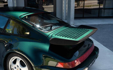 Porsche-911-1992-Coupe-34