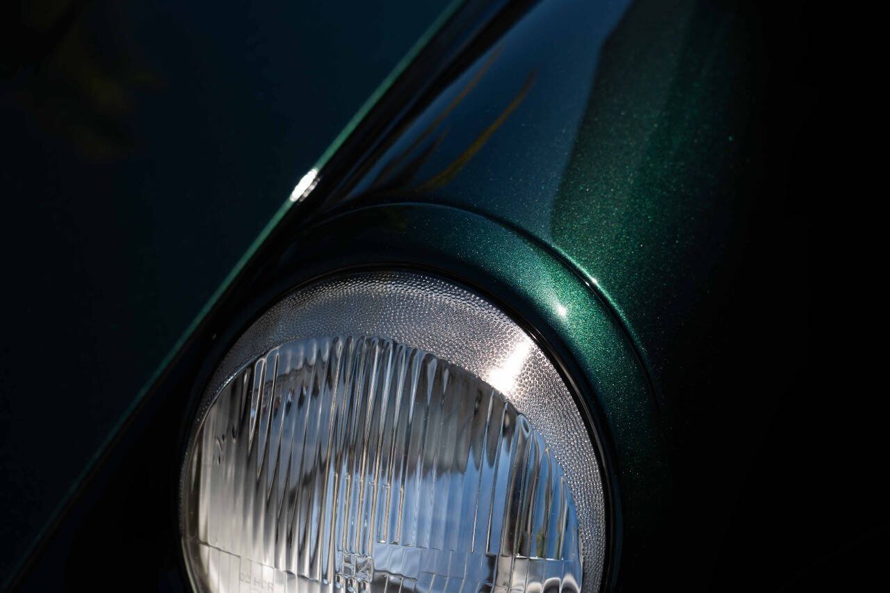 Porsche-911-1992-Coupe-8