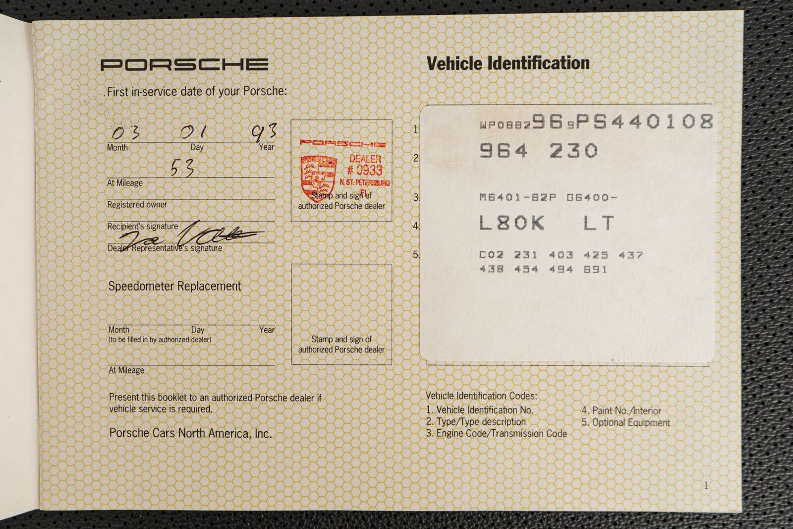 Porsche-911-1993-Coupe-36
