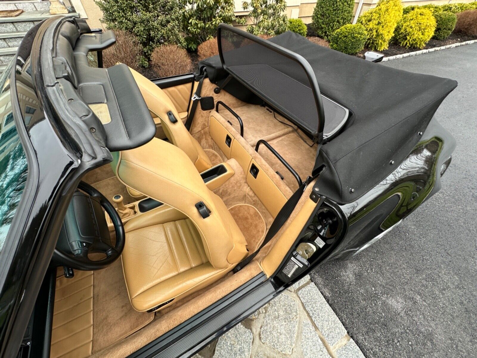 Porsche-911-1994-Convertible-21