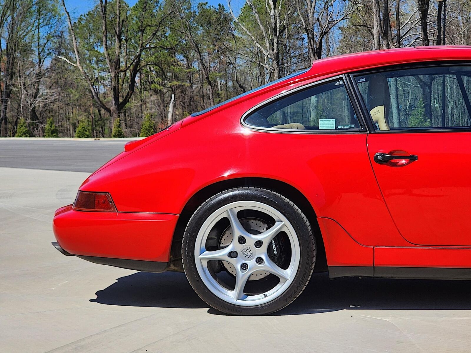 Porsche-911-1994-Coupe-16