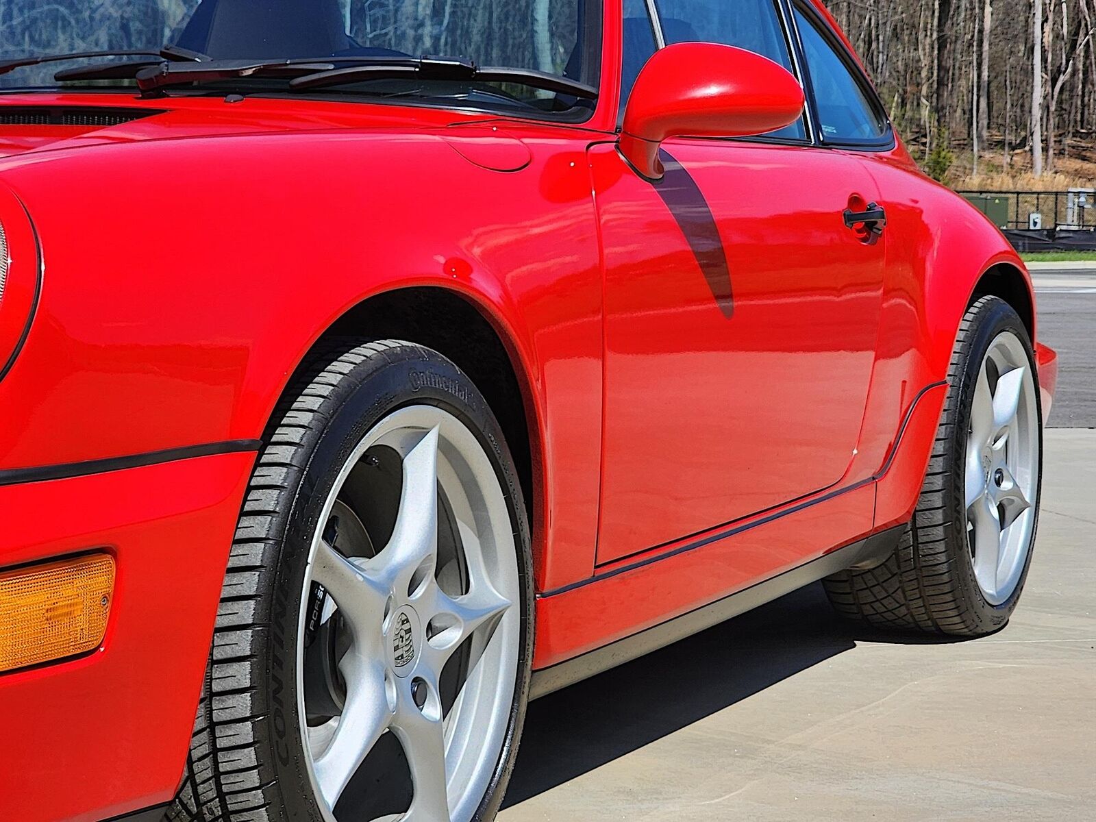 Porsche-911-1994-Coupe-24