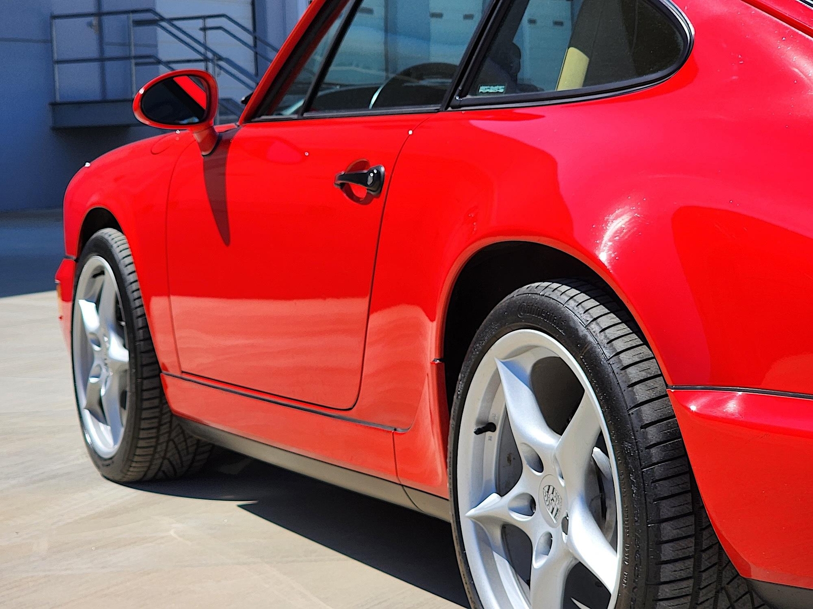 Porsche-911-1994-Coupe-25