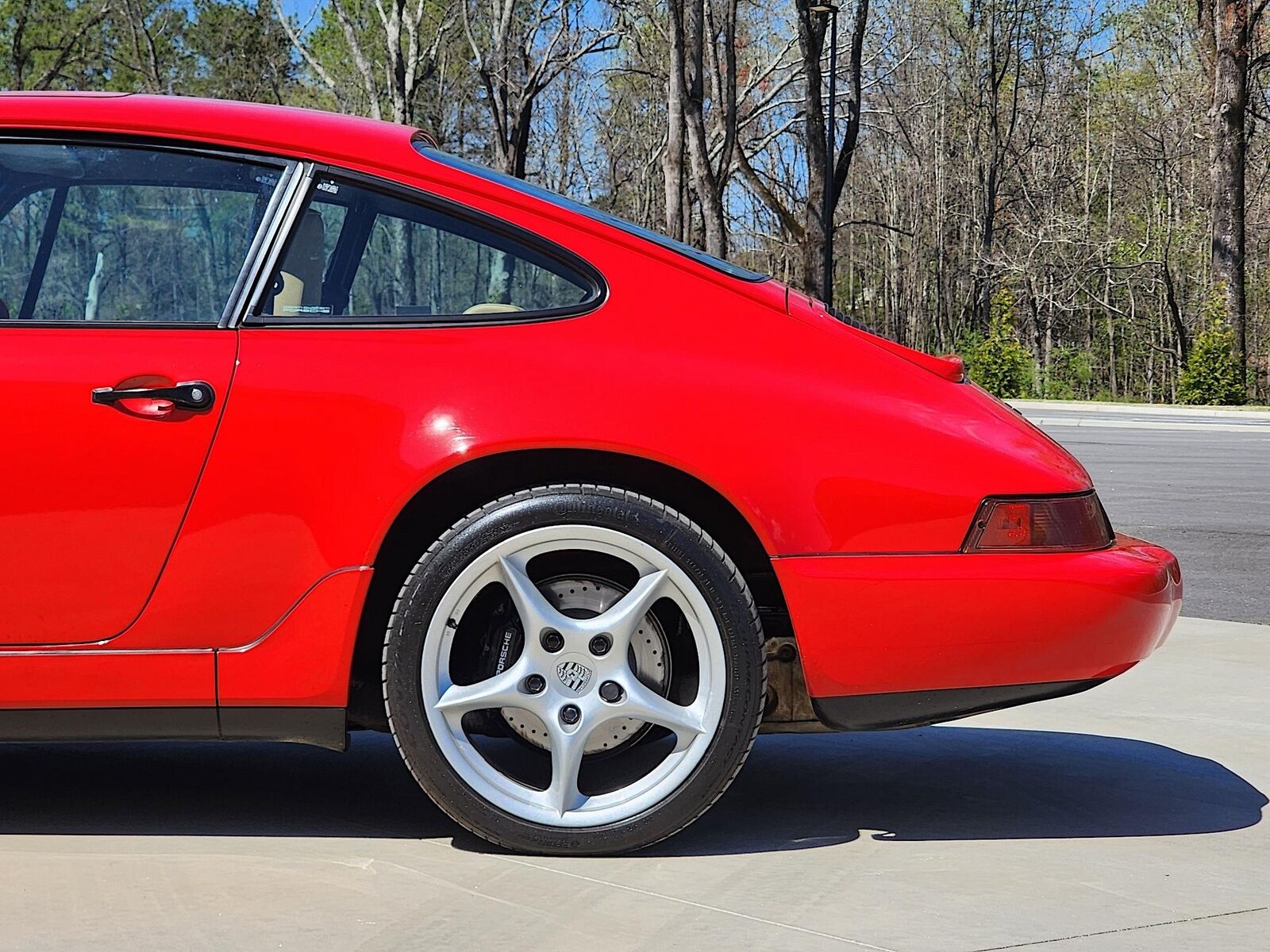 Porsche-911-1994-Coupe-9