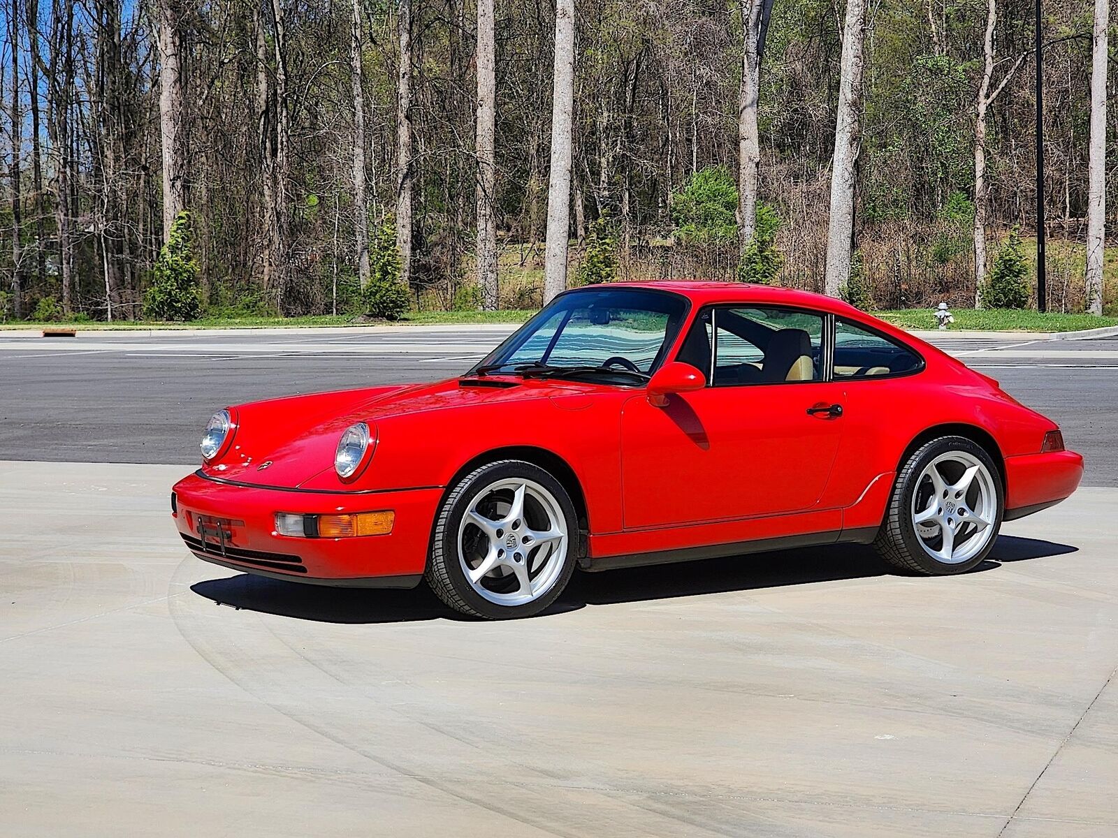 Porsche-911-1994-Coupe