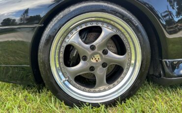 Porsche-911-1995-Coupe-16