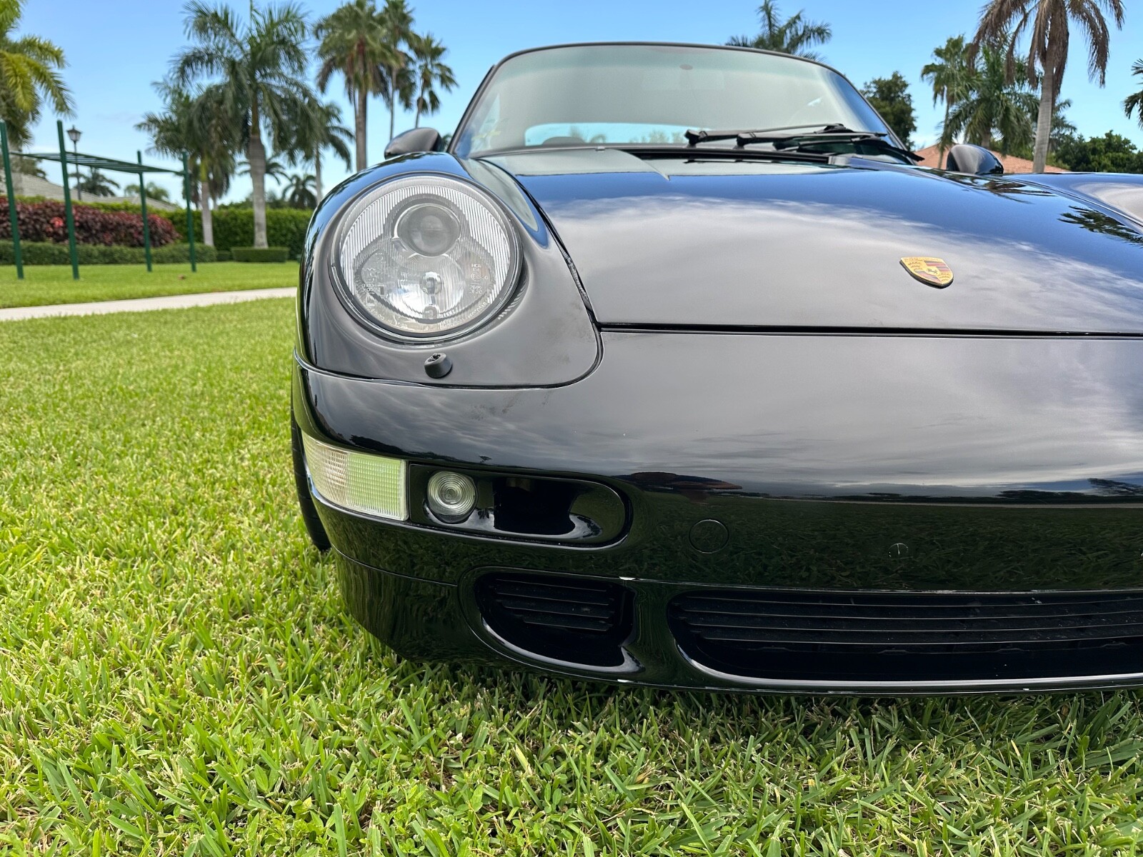 Porsche-911-1995-Coupe-17