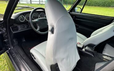 Porsche-911-1995-Coupe-23