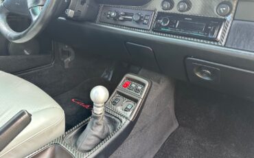 Porsche-911-1995-Coupe-25