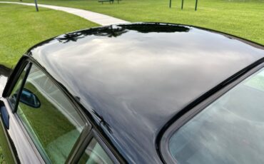 Porsche-911-1995-Coupe-34