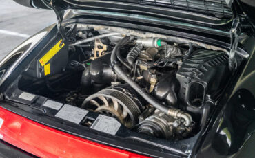 Porsche-911-1995-Coupe-37