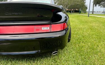Porsche-911-1995-Coupe-9