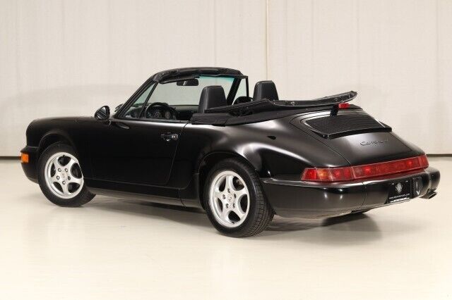 Porsche-911-Carrera-4-AWD-1992-Convertible-34