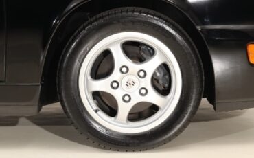 Porsche-911-Carrera-4-AWD-1992-Convertible-38