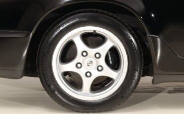 Porsche-911-Carrera-4-AWD-1992-Convertible-39