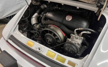 Porsche-911-coupe-1981-white-10