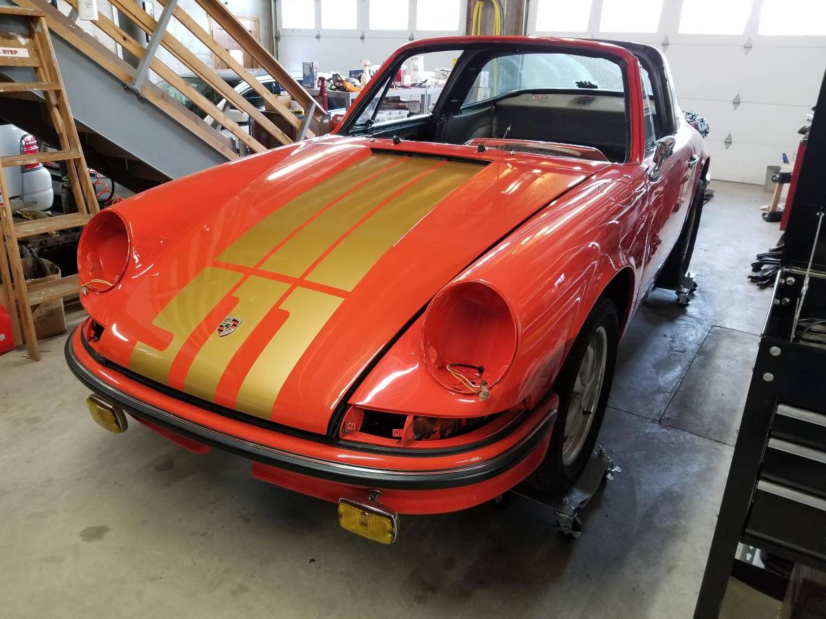 Porsche-911-t-targa-1971-orange-1