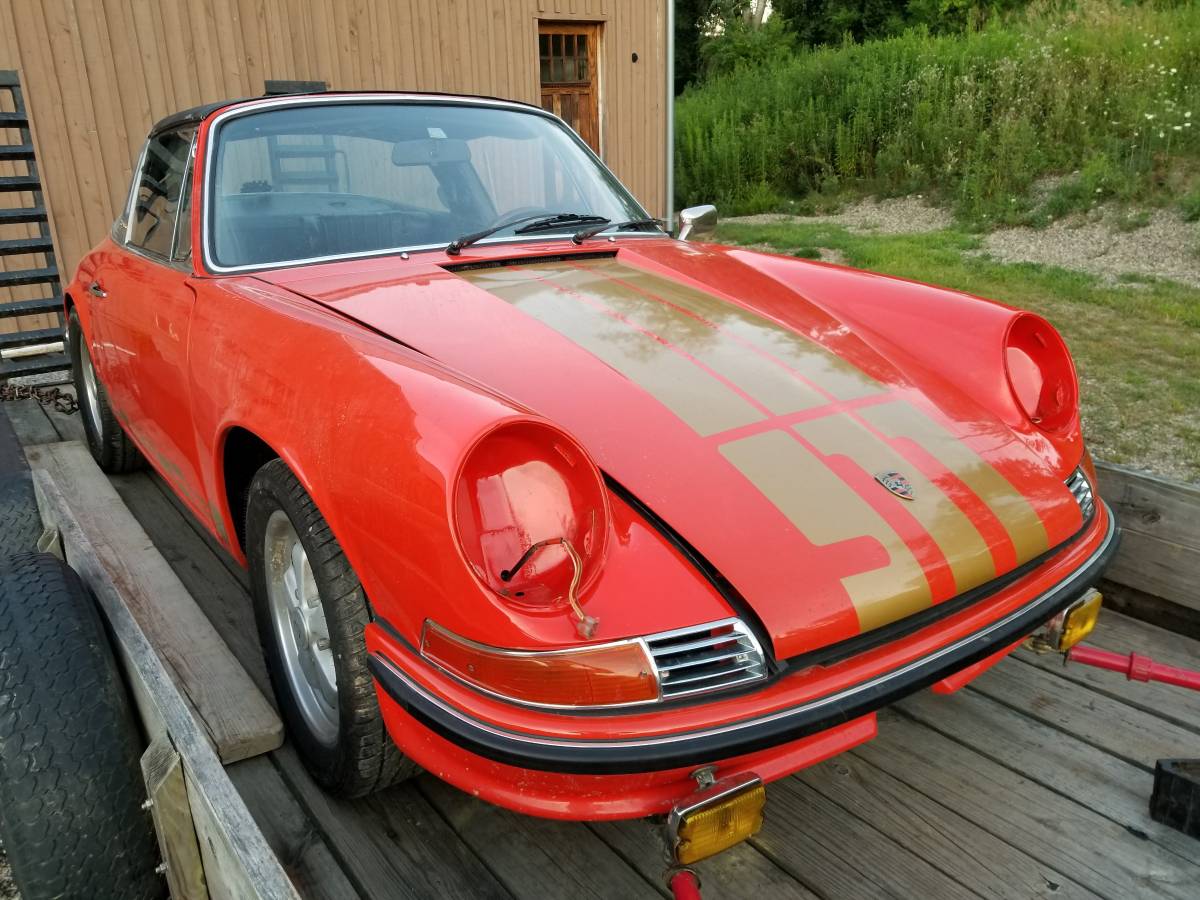 Porsche-911-t-targa-1971-orange