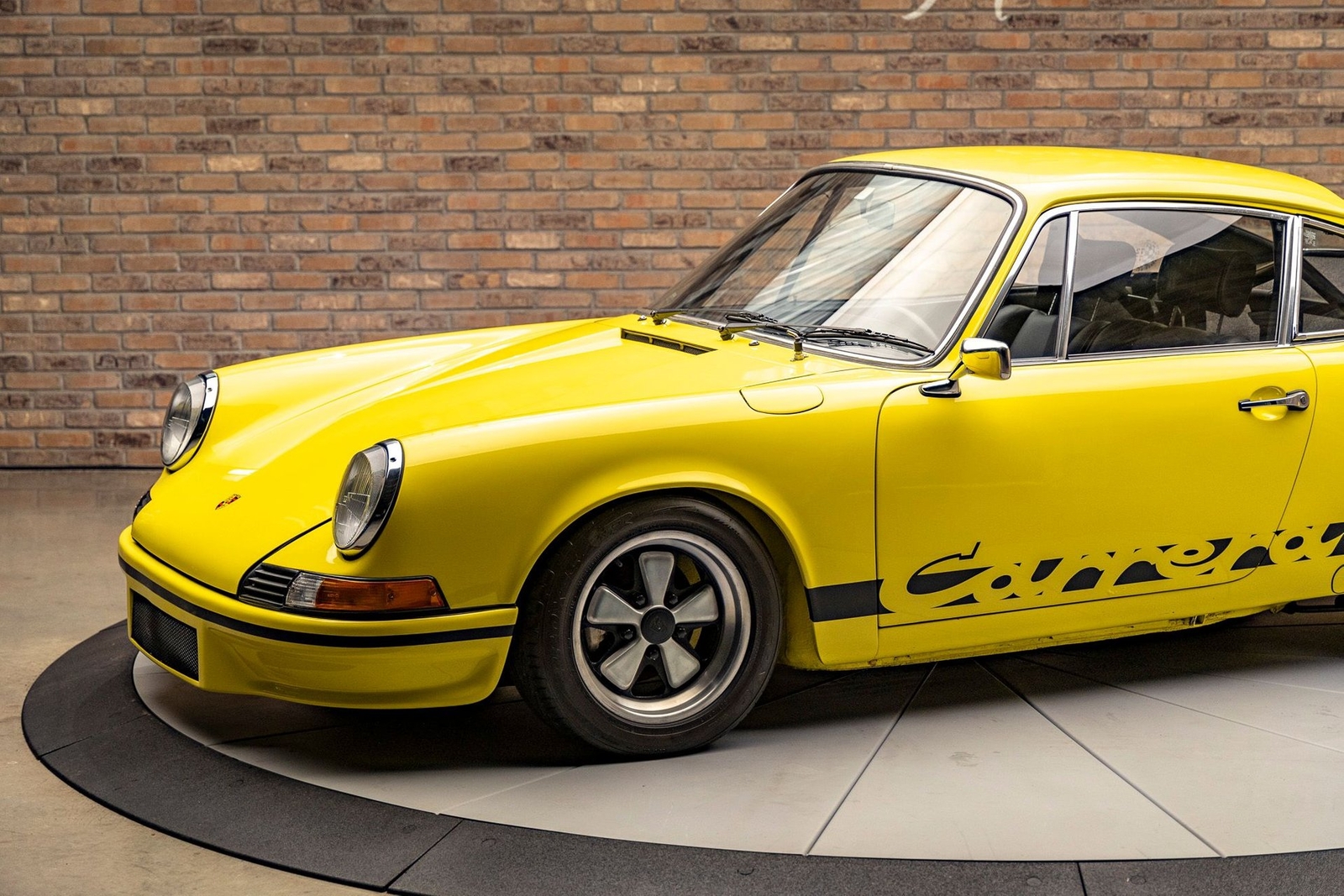 Porsche-911S-1973-Coupe-10