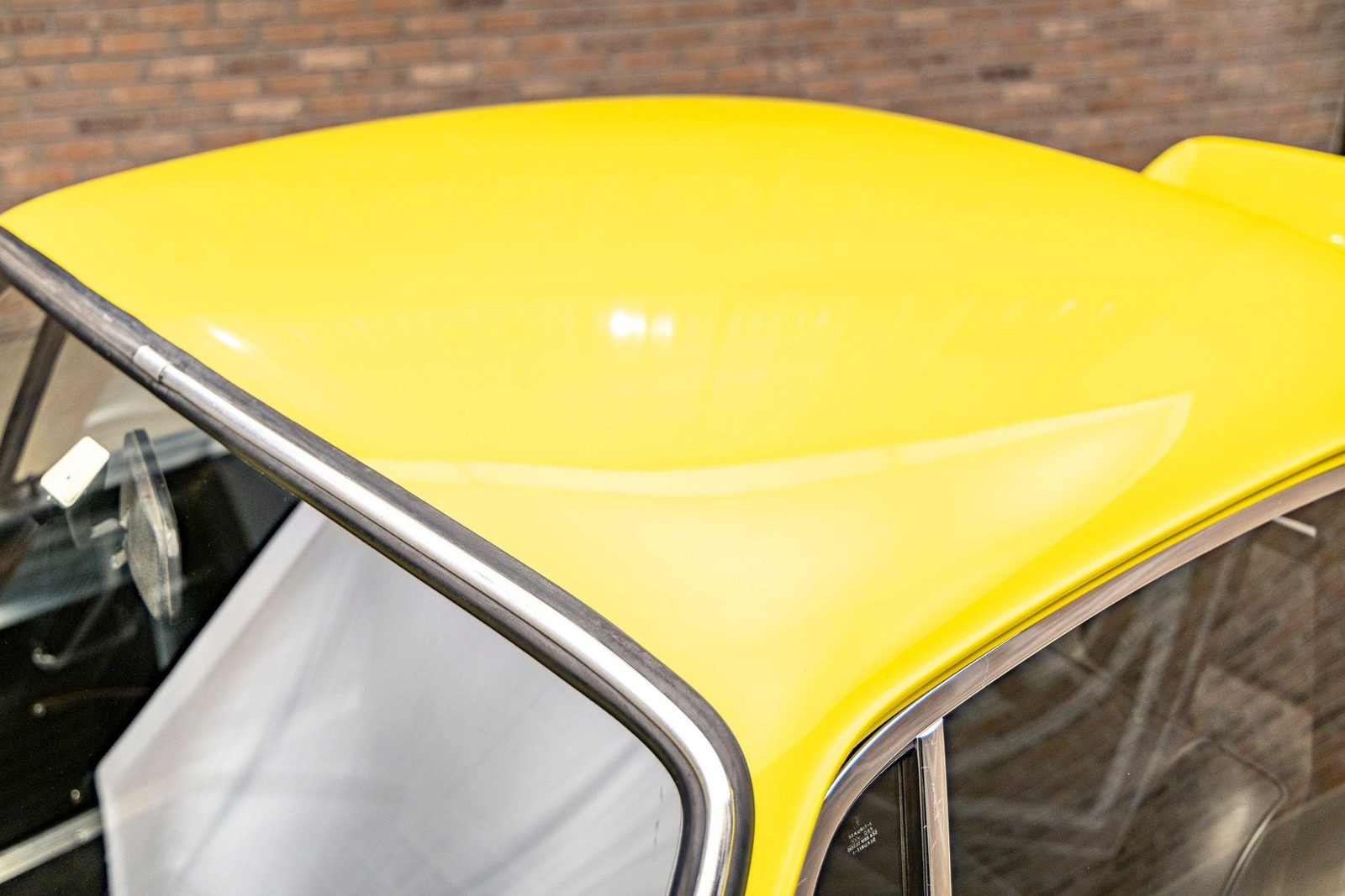 Porsche-911S-1973-Coupe-18