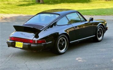 Porsche-911S-Coupe-Sunroof-1975-10