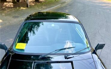 Porsche-911S-Coupe-Sunroof-1975-15