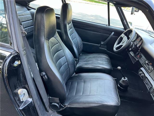 Porsche-911S-Coupe-Sunroof-1975-21