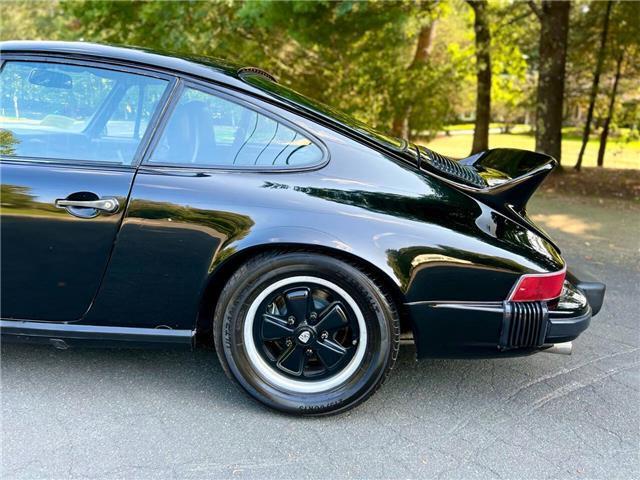 Porsche-911S-Coupe-Sunroof-1975-5