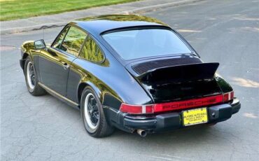 Porsche-911S-Coupe-Sunroof-1975-8