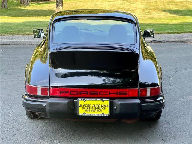 Porsche-911S-Coupe-Sunroof-1975-9