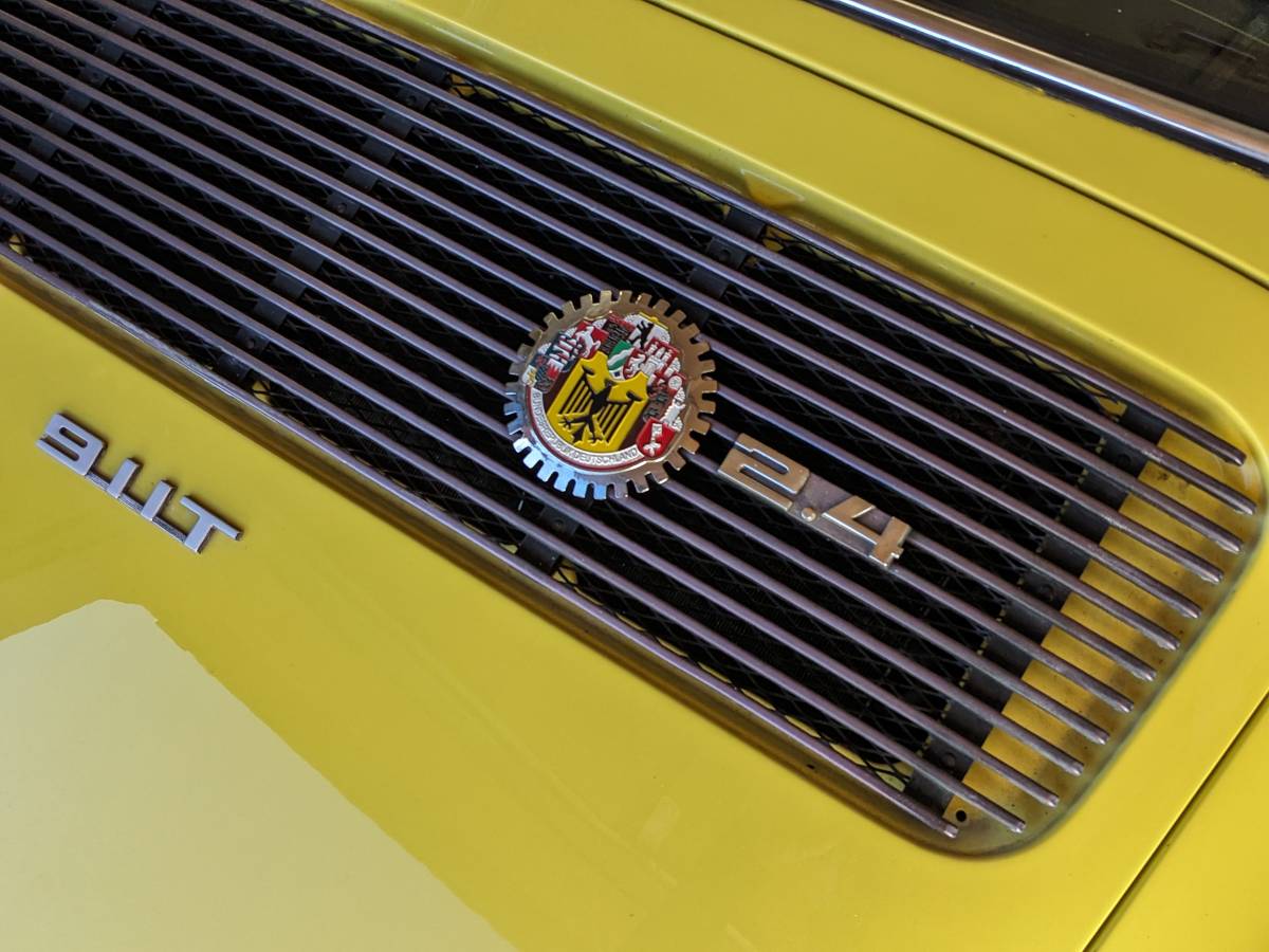 Porsche-911t-targa-1972-yellow-2