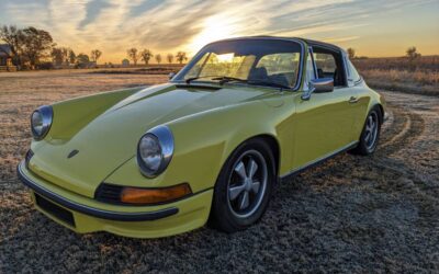 Porsche 911t targa  1972 yellow