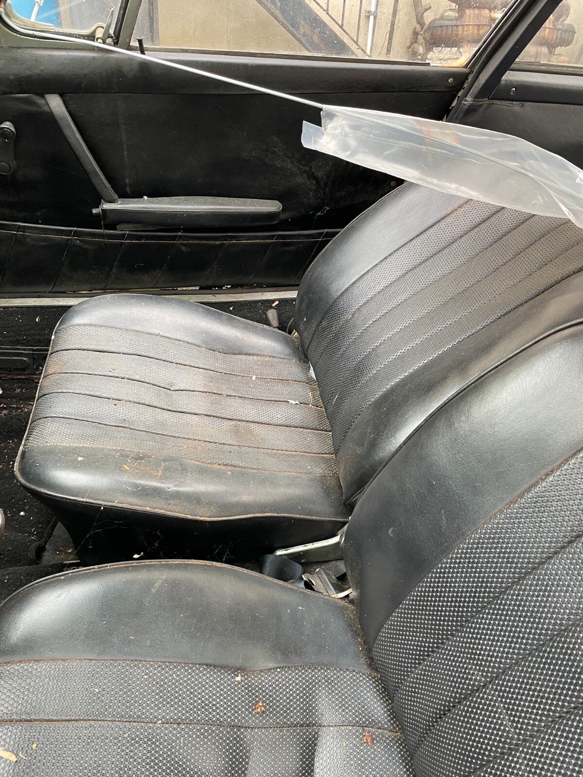 Porsche-912-1967-Coupe-12